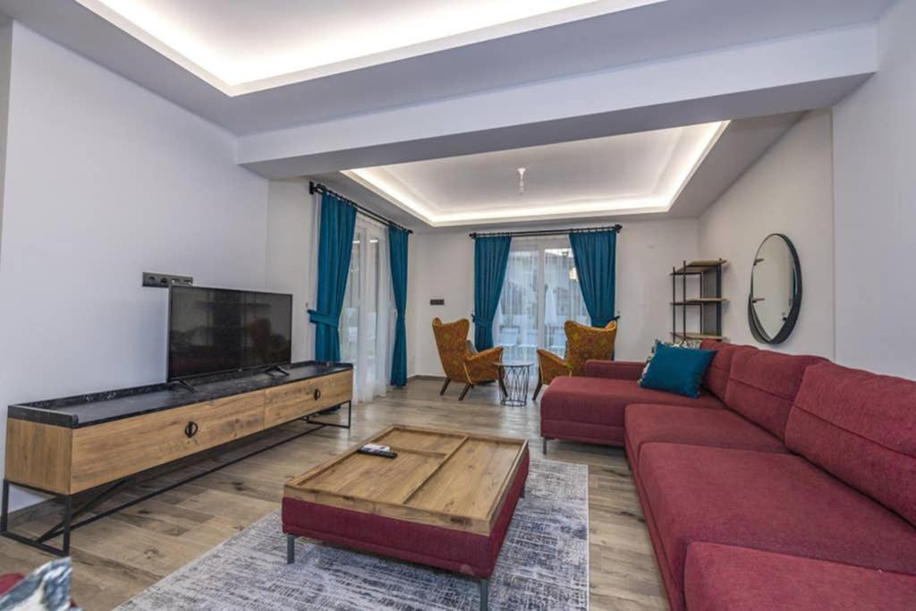 Bella- 4 Bedroom Holiday Villa In Oludeniz Фетие Екстериор снимка