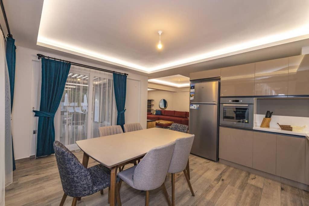 Bella- 4 Bedroom Holiday Villa In Oludeniz Фетие Екстериор снимка