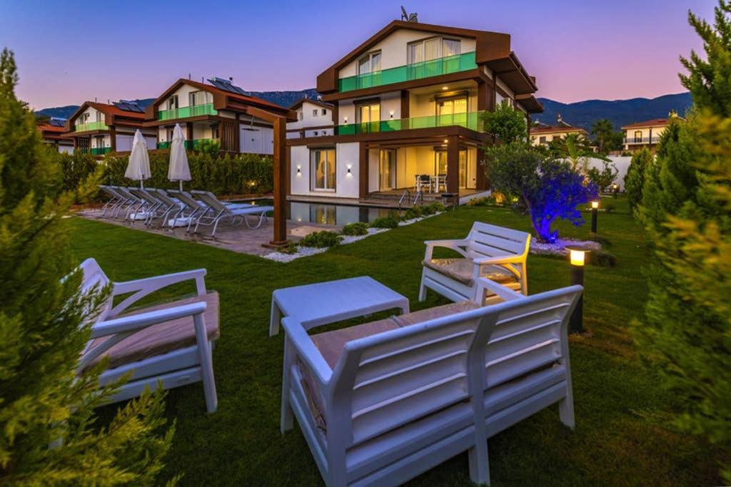Bella- 4 Bedroom Holiday Villa In Oludeniz Фетие Екстериор снимка