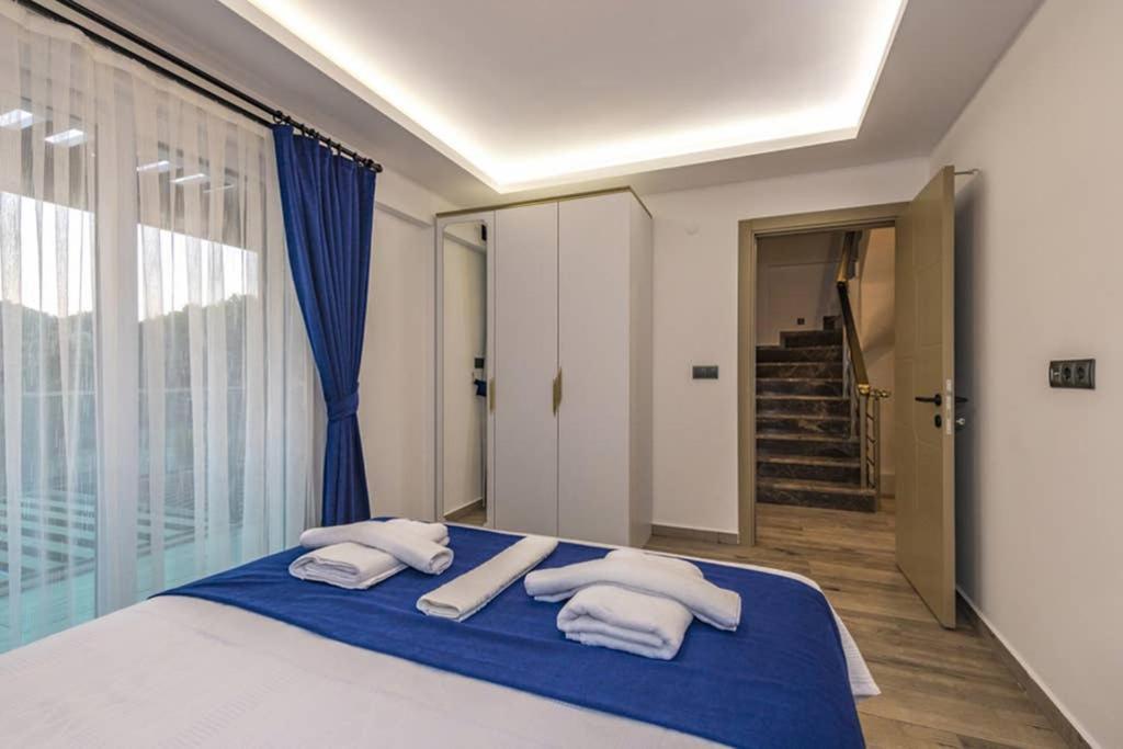 Bella- 4 Bedroom Holiday Villa In Oludeniz Фетие Екстериор снимка